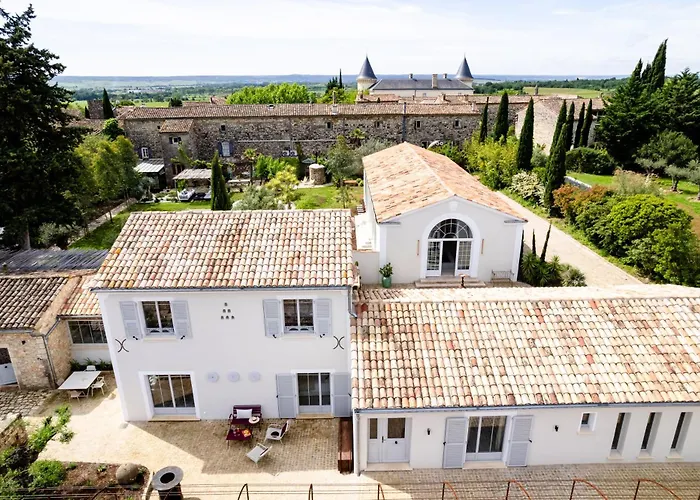 Secret D'uzes - Place Aux Herbes - Piscine Chauffee Et Jacuzzi 4*